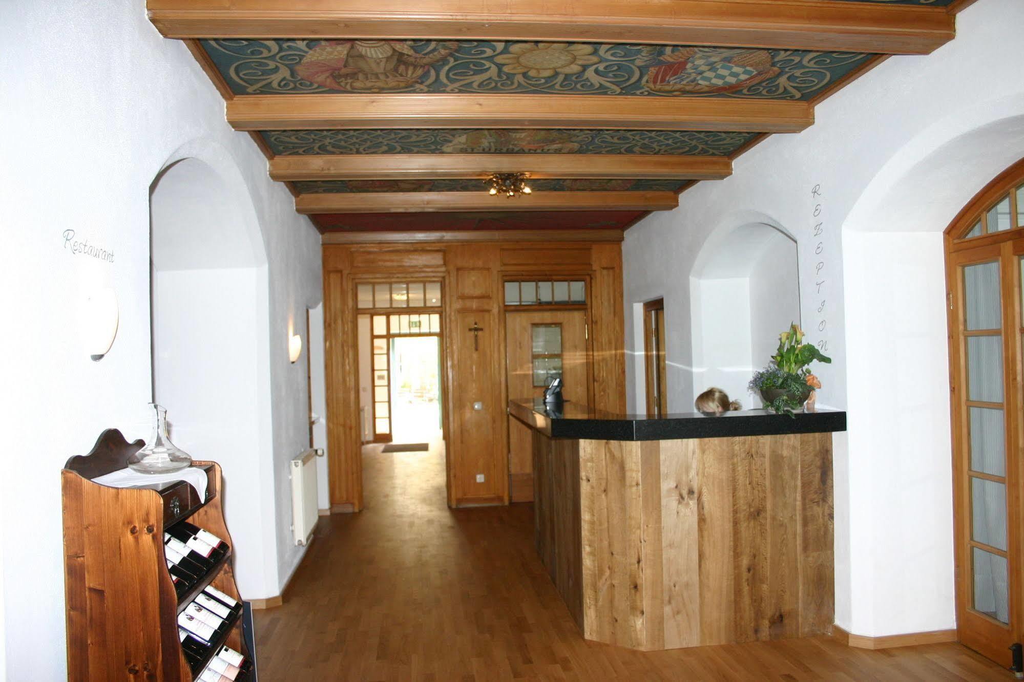 Hotel Blaue Traube Шонгау Екстер'єр фото